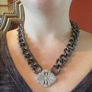 Set Lia Sophia Palladium bracelet and necklace